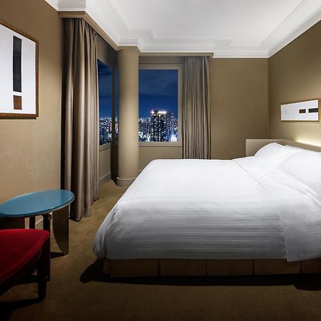 Hotel Hankyu International Oszaka Kültér fotó