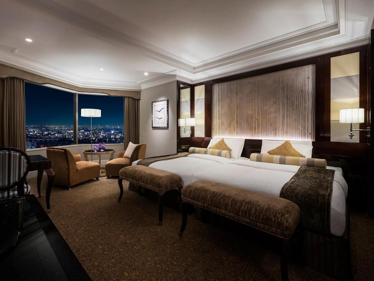 Hotel Hankyu International Oszaka Kültér fotó