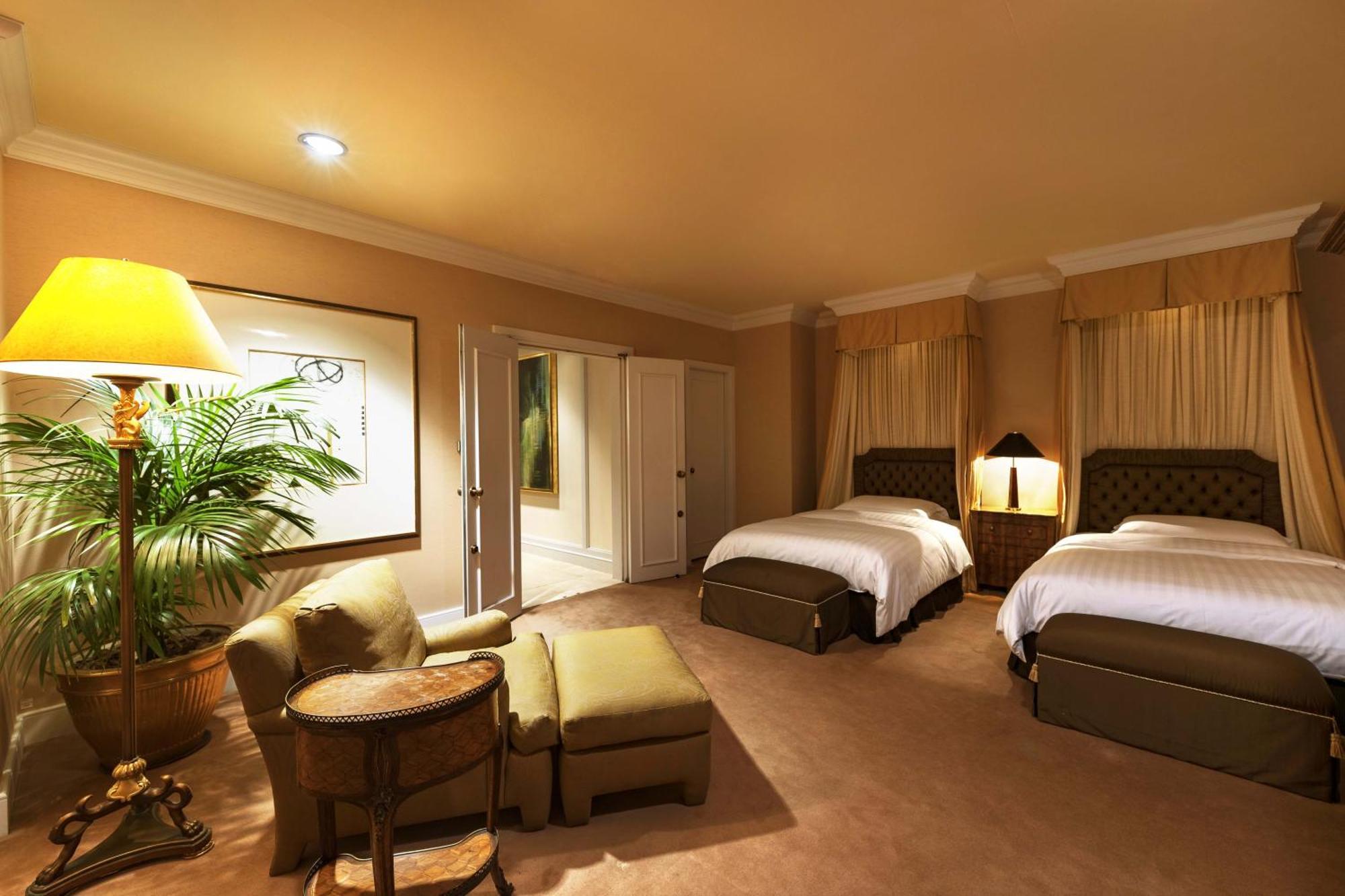 Hotel Hankyu International Oszaka Kültér fotó