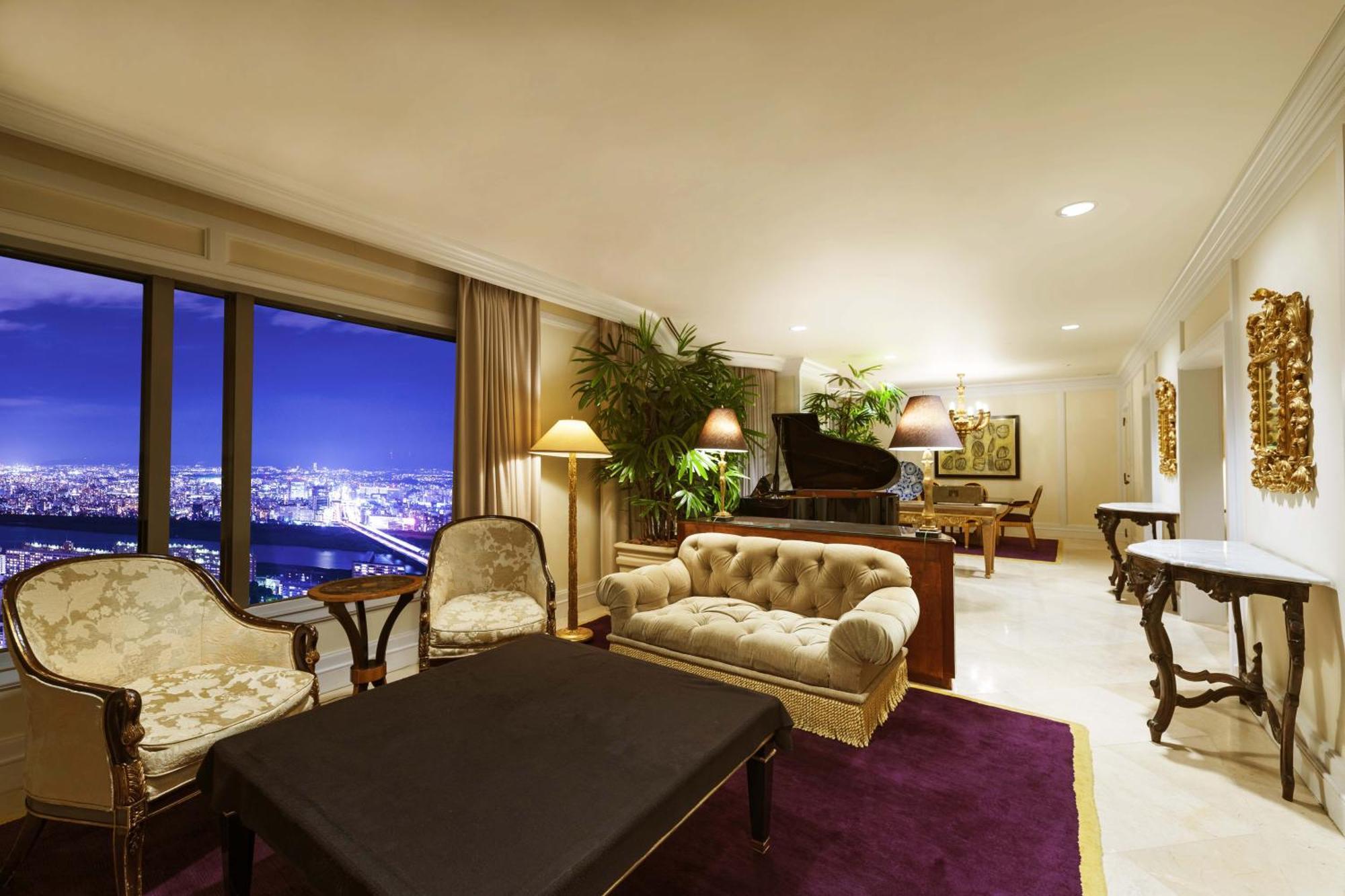 Hotel Hankyu International Oszaka Kültér fotó
