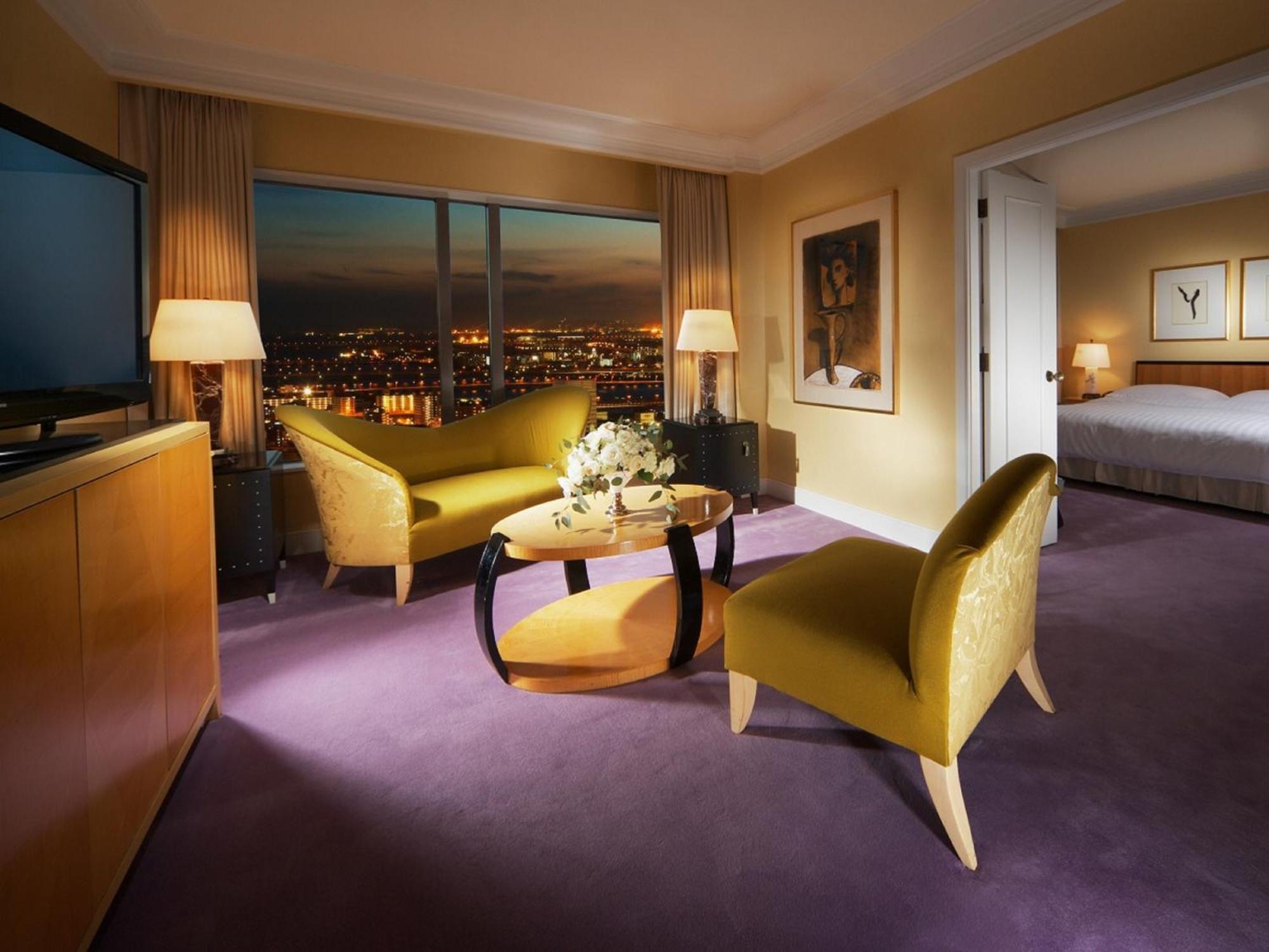 Hotel Hankyu International Oszaka Kültér fotó