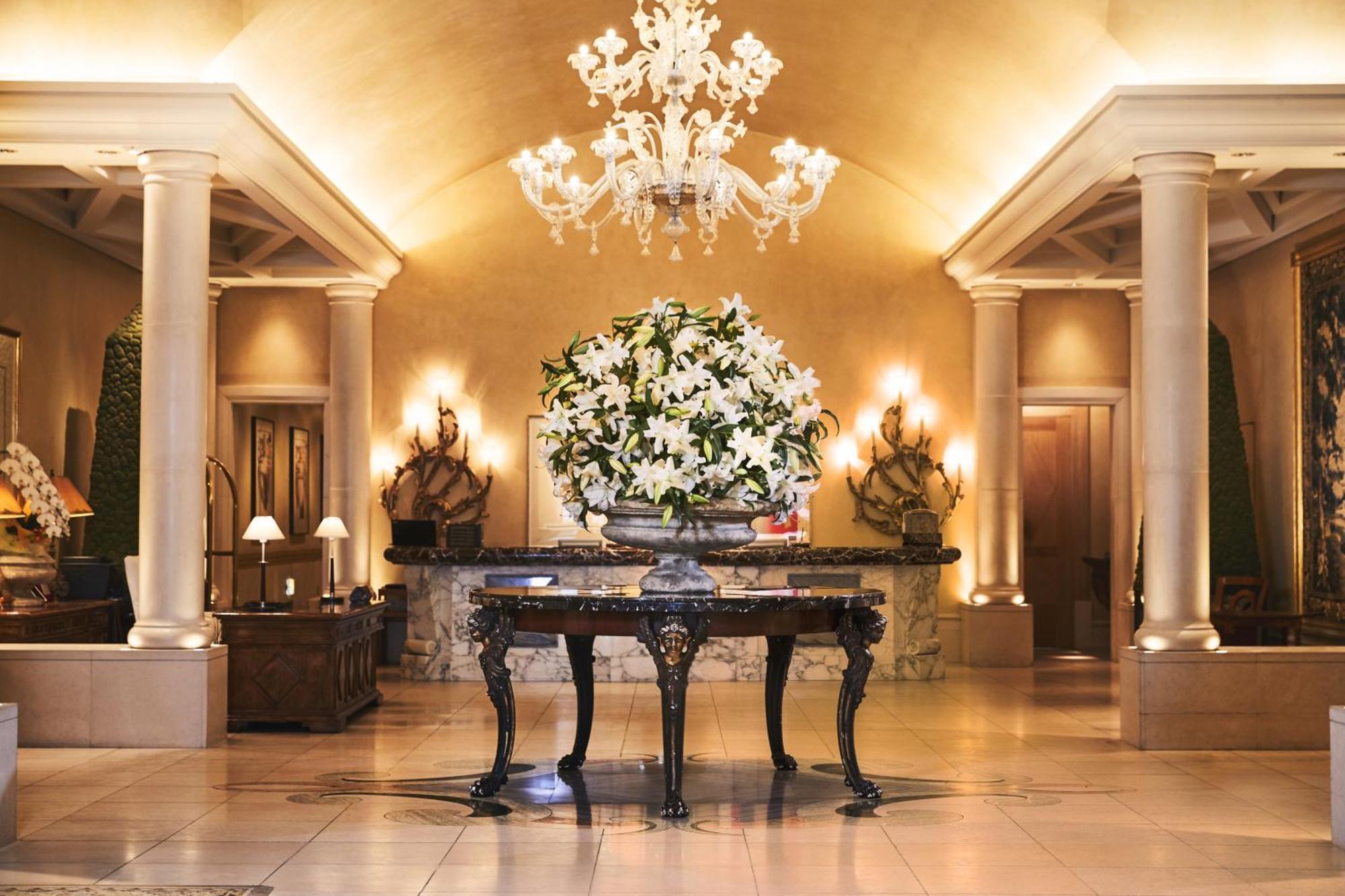 Hotel Hankyu International Oszaka Kültér fotó