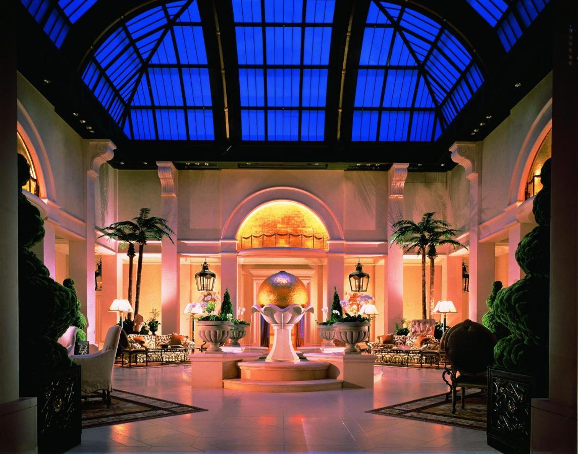 Hotel Hankyu International Oszaka Kültér fotó